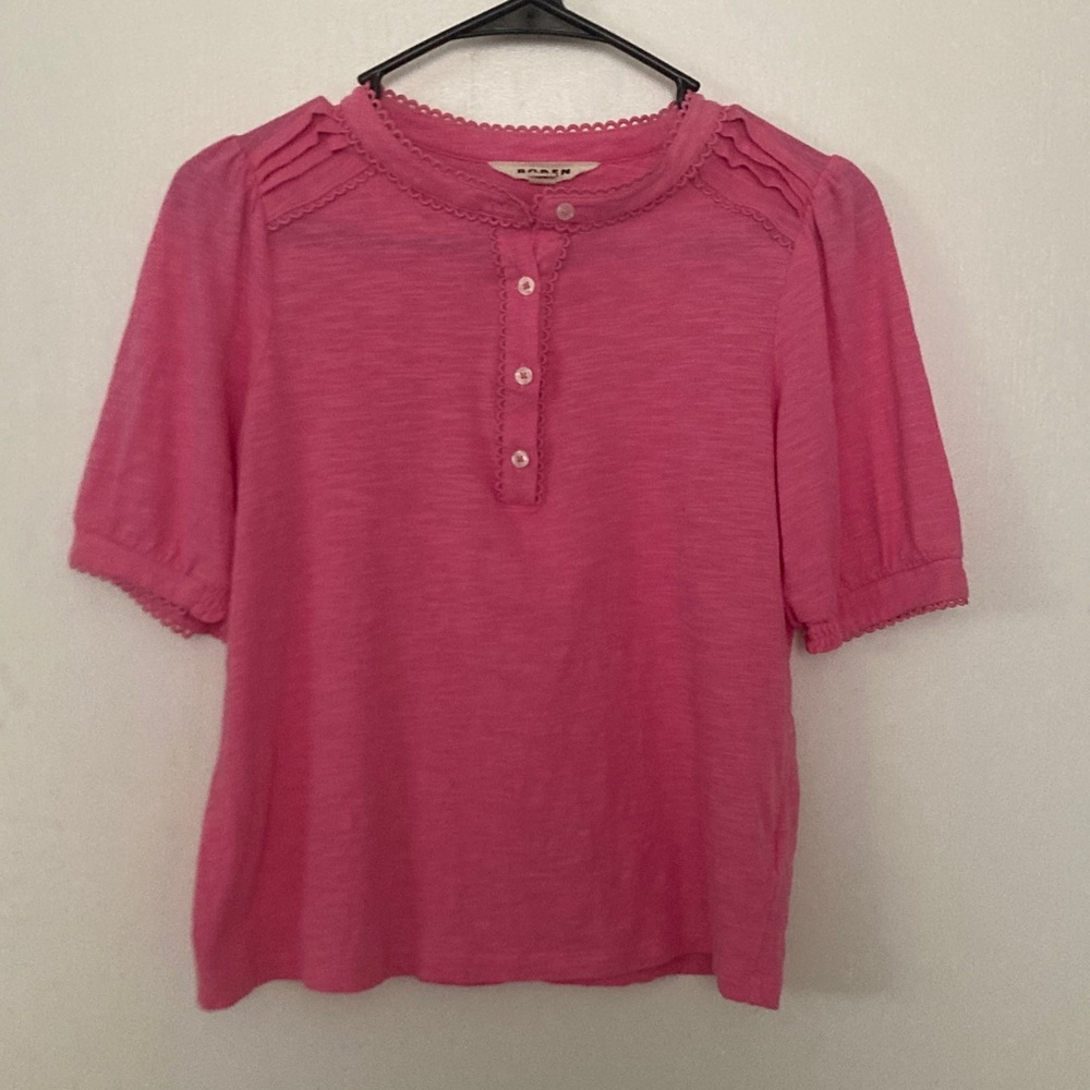Boden Pink Pintuck Henley tee